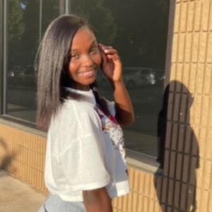 Meet your Posher, Janaya